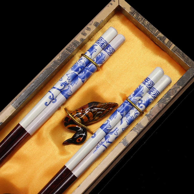 Chinese Characteristic Wooden Chopsticks Wedding Gift Set (2 Pairs)