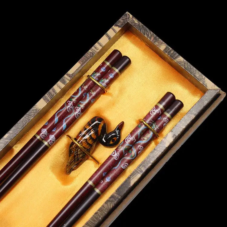 Chinese Characteristic Wooden Chopsticks Wedding Gift Set (2 Pairs)