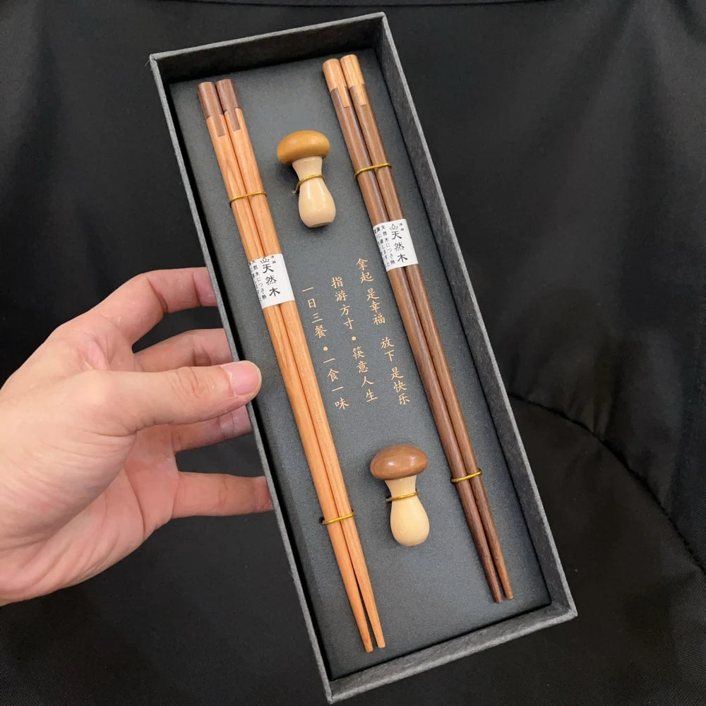 Reusable Wooden Chopsticks Sushi Set (2 Pairs)