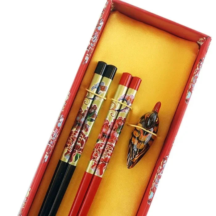 Chinese Dragon and Phoenix Design Chopsticks Set (2 Pairs)