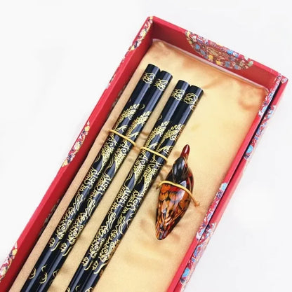 Chinese Dragon and Phoenix Design Chopsticks Set (2 Pairs)