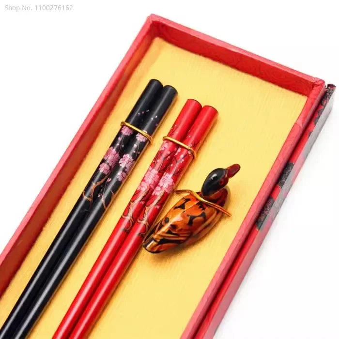 Chinese Dragon and Phoenix Design Chopsticks Set (2 Pairs)