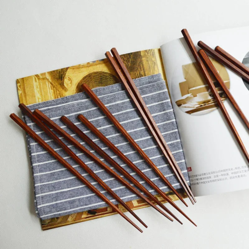 Exquisite Solid Wood Hexagonal Chopsticks (1 Pair)