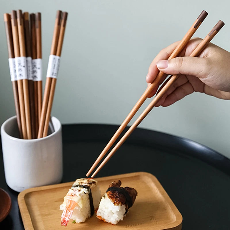 Creative Spliced Wooden Chopstick Set (2 Pairs)