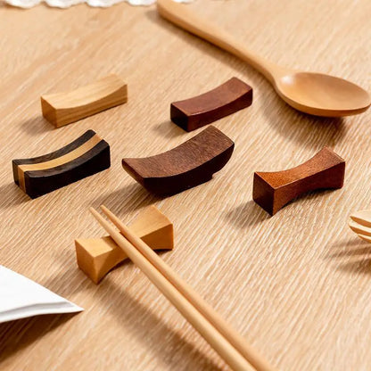 Creative Wooden Chopsticks Holder (1 pcs)