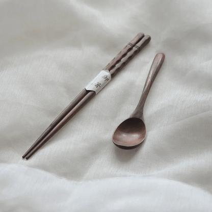 Chinese black walnut tortoise shell tangent wooden chopsticks (2 Pairs) - Aptiaide14:19323cm