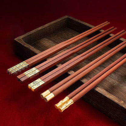 High Quality Red Wooden Chopsticks Set (5/6/8/10 Pairs) - Aptiaide14:1935 Pair