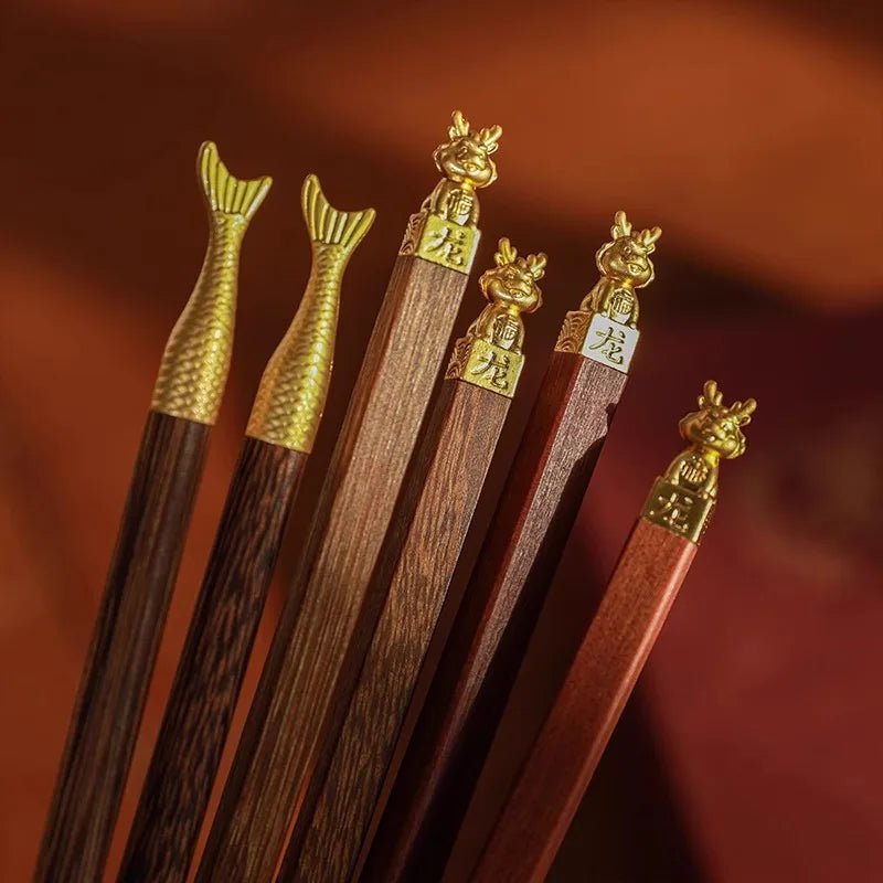 Luxury Dragon Carved Wooden Chopsticks Gift Box (6/10 Pairs) - Aptiaide14:350850Deer-10Pairs