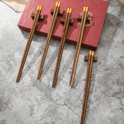 Natural Wood Chinese Chopsticks Gift Set (5 Pairs) - Aptiaide14:193Red gift box