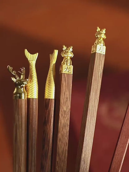 Luxury Dragon Carved Wooden Chopsticks Gift Box (6/10 Pairs)